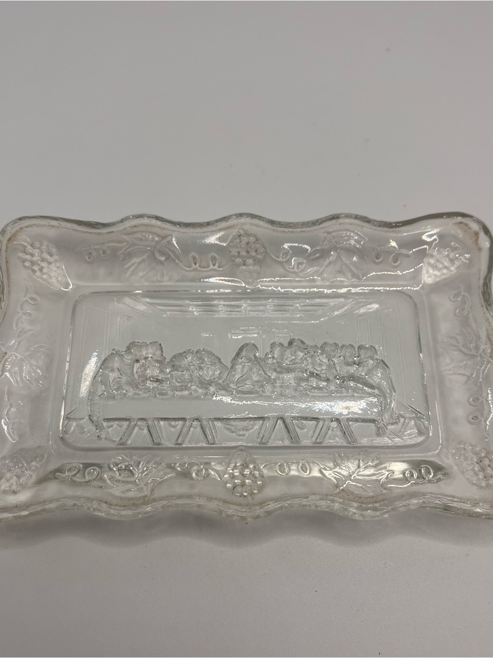 Vintage Tiara Indiana Glass Company “The Last Supper” Trinket Dish 5.5”